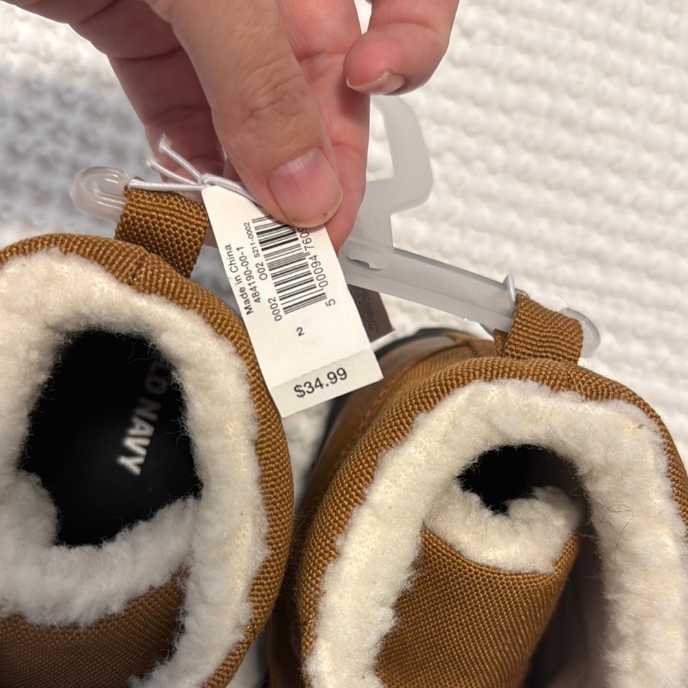 Old Navy Fur Lined High Top Sneakers/Boots - Picture 4 of 6